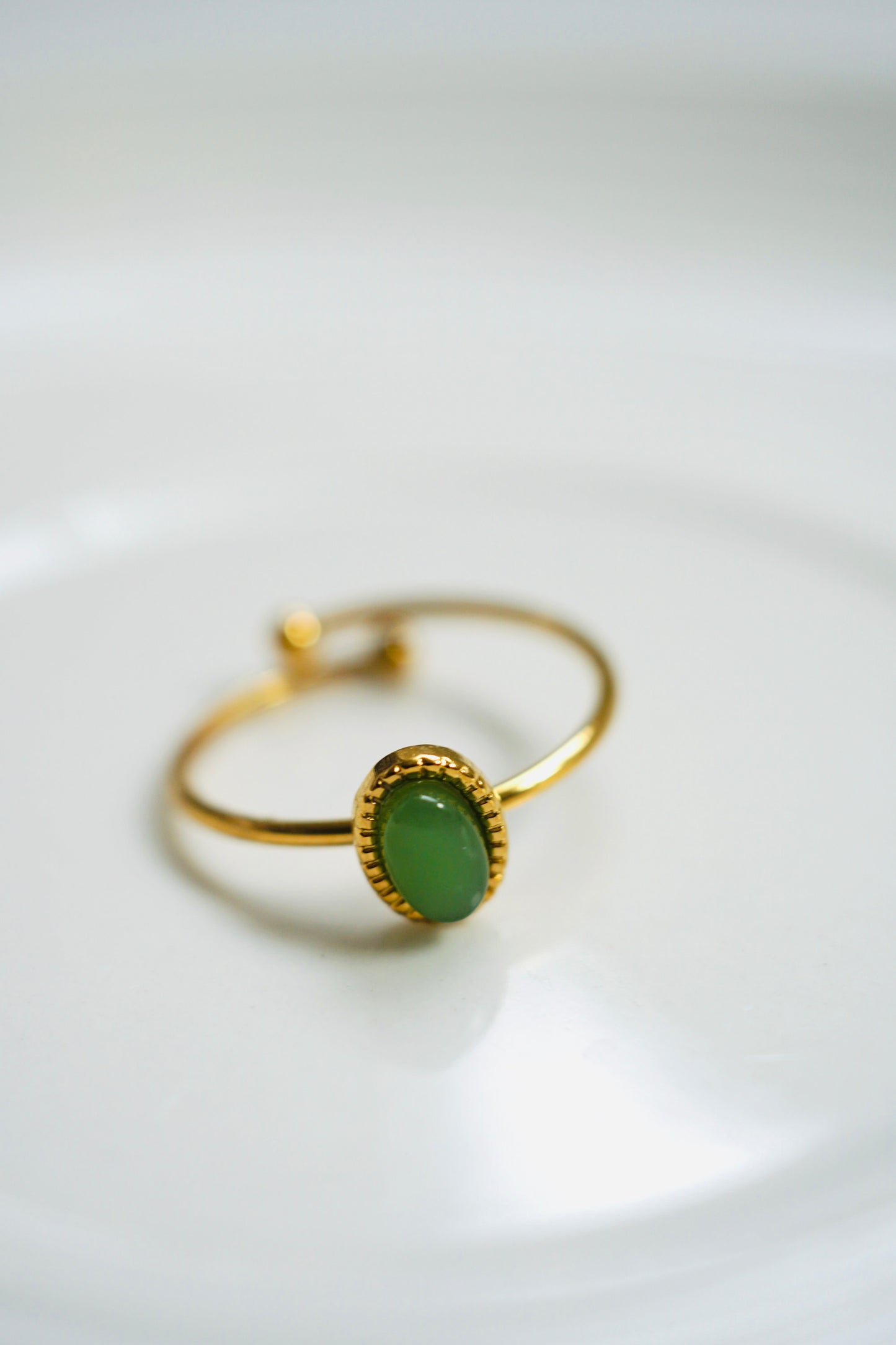 Oval Stone Minimalist Adjustable Ring in Gold