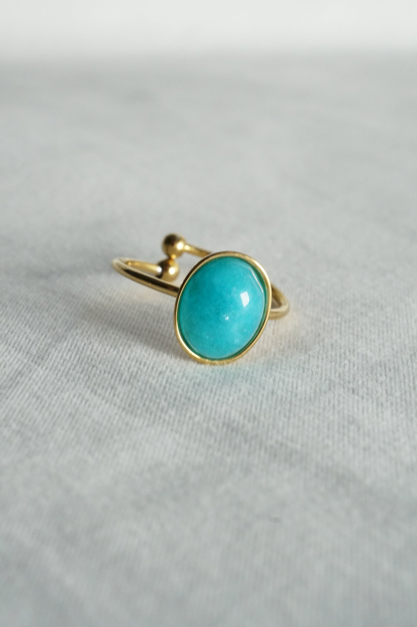 Elegant Mauve Rose Adjustable Ring