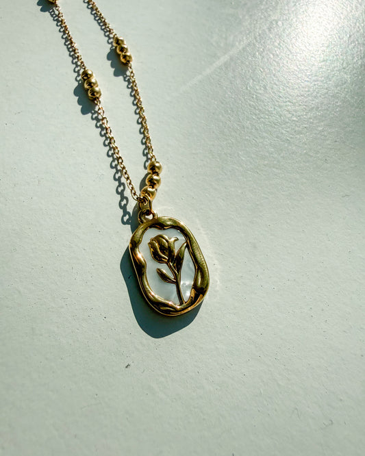 Rose White gold Necklace