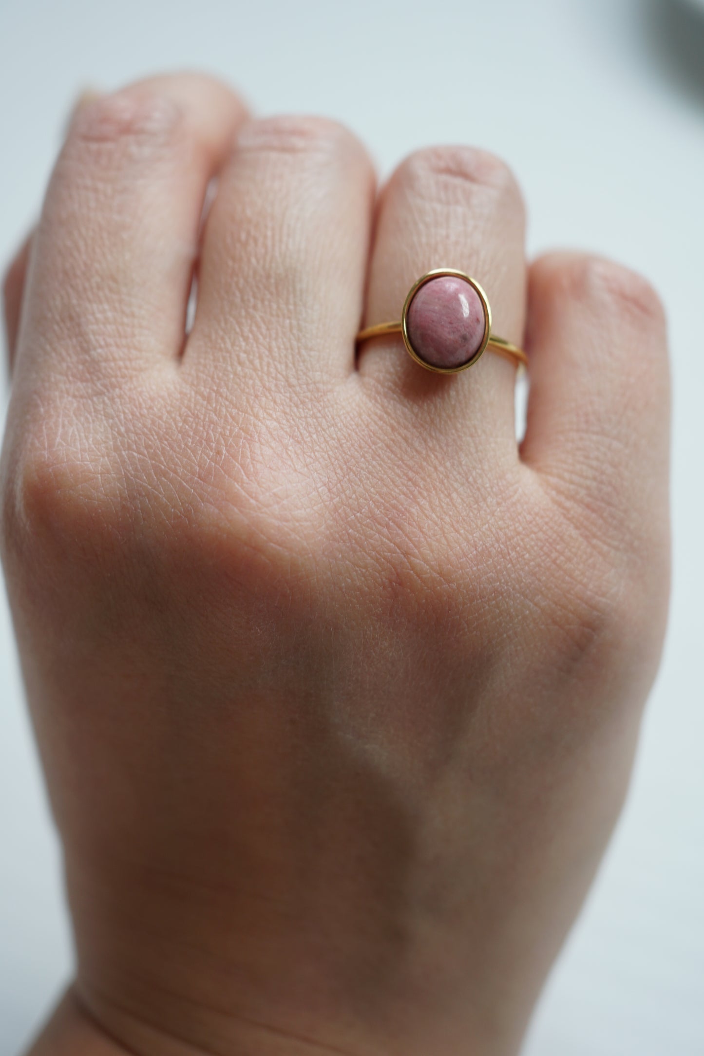 Elegant Mauve Rose Adjustable Ring