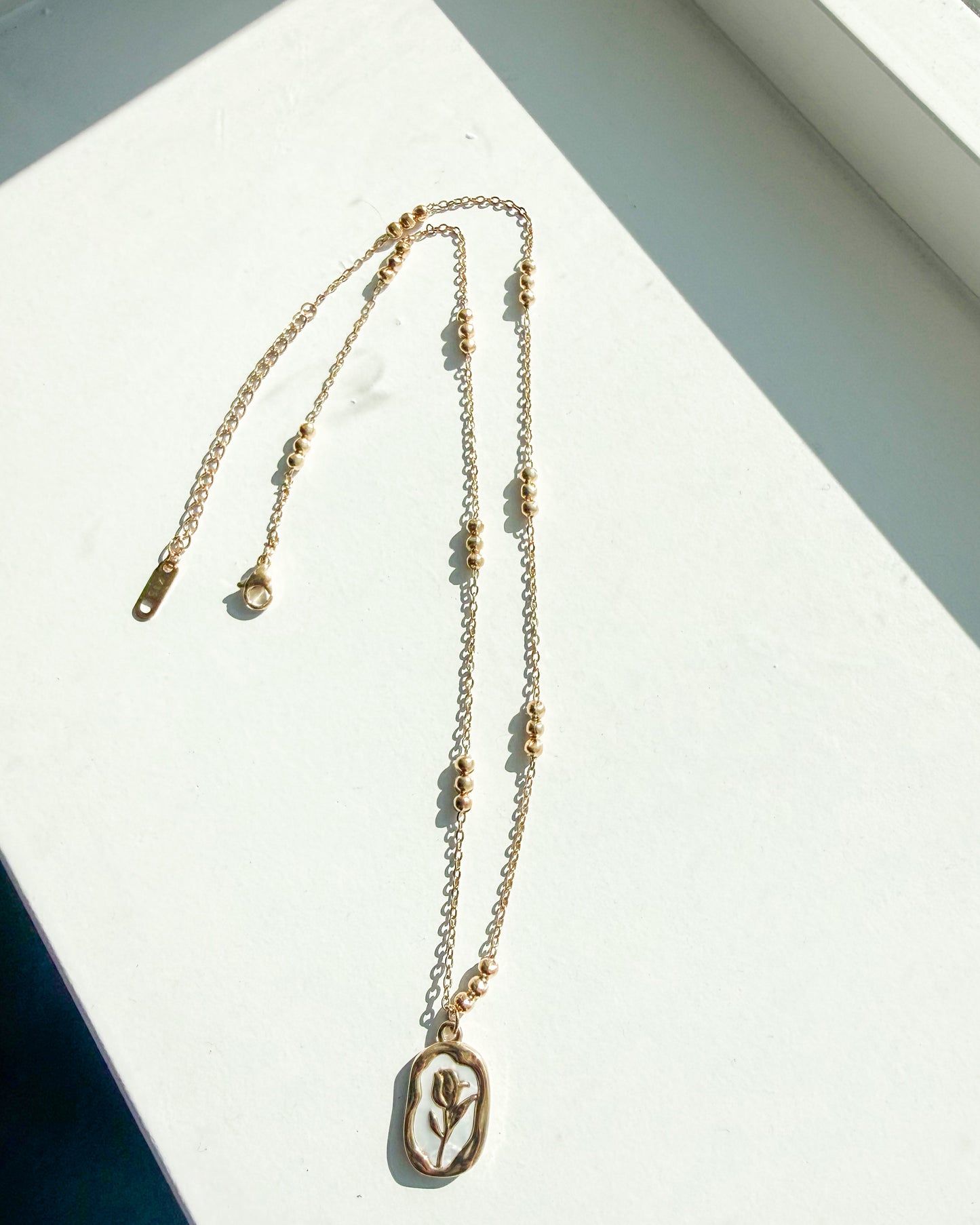 Rose White gold Necklace